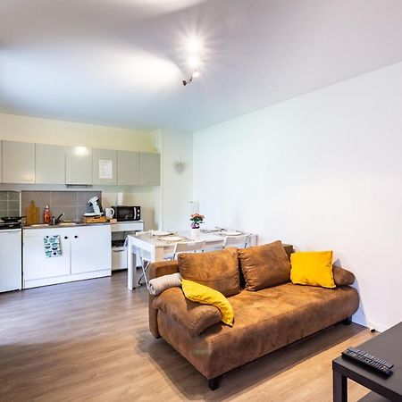 Le Fougeres Apartment Рен Екстериор снимка