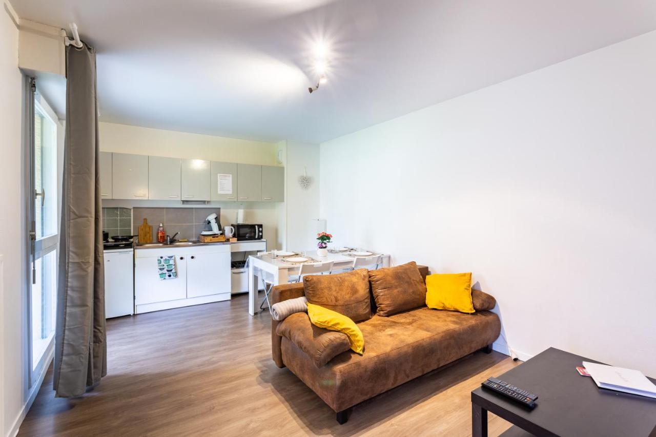 Le Fougeres Apartment Рен Екстериор снимка