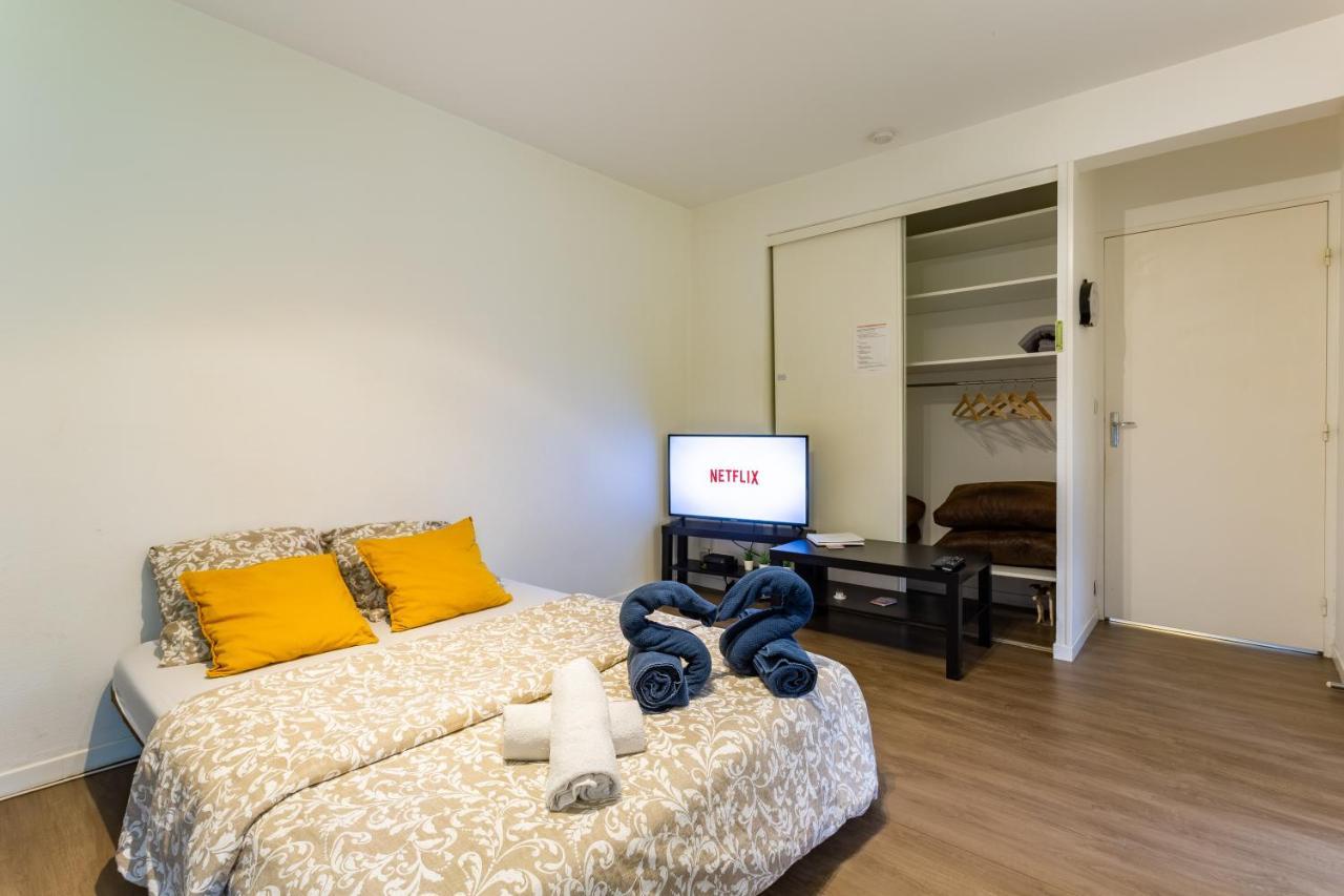 Le Fougeres Apartment Рен Екстериор снимка